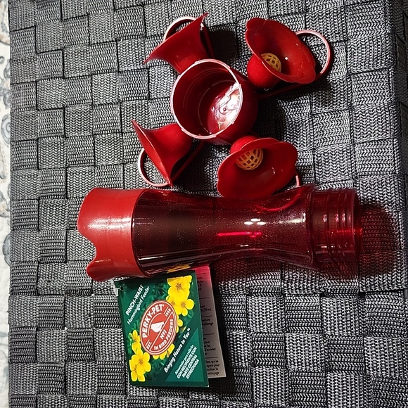 Classic hummingbird feeder - Picture 3 of 8